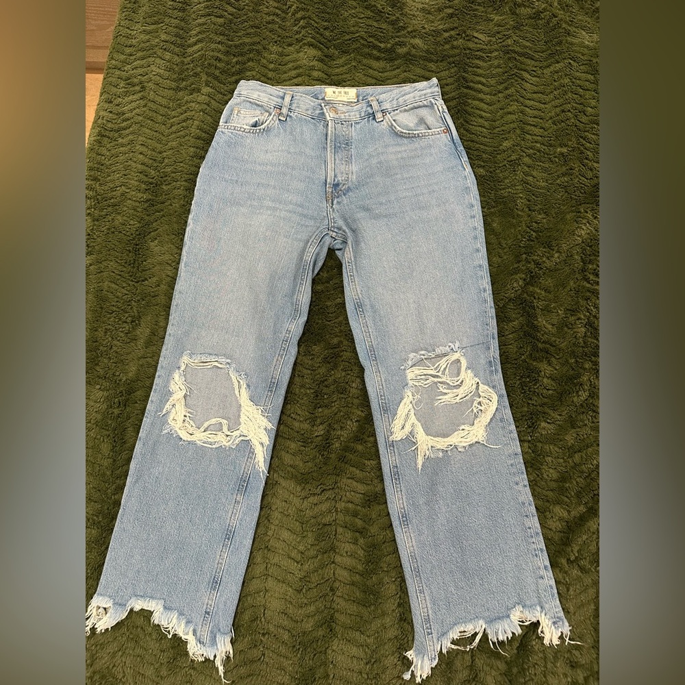 Free People Light Blue Distressed Cropped Jeans